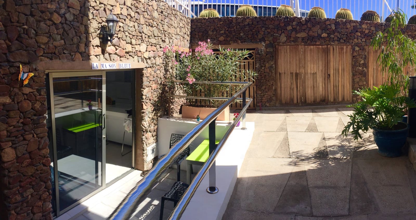 1 slaapkamer Appartement te koop in Playa del Ingles met zwembad - € 320.000 (Ref: 9877256)
