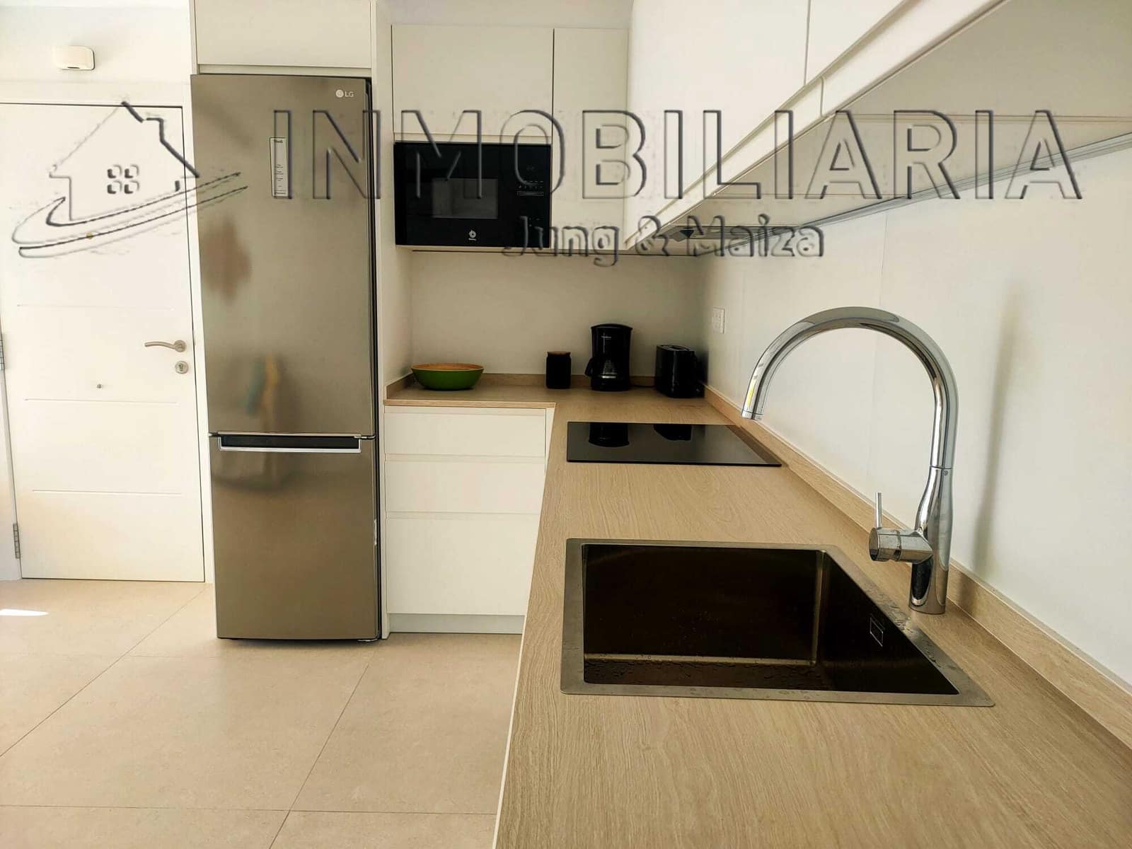 2 slaapkamer Appartement te huur in San Agustin met zwembad garage - € 1.500 (Ref: 9891067)