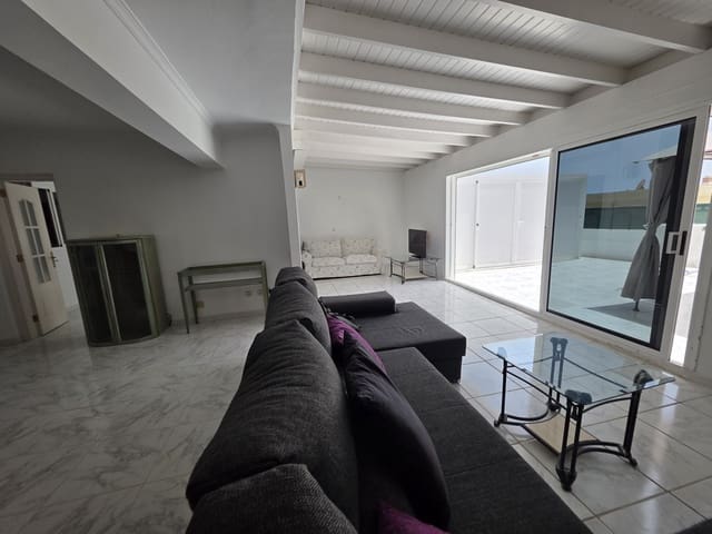3 bedroom Bungalow for rent in San Agustín, San Bartolomé de Tirajana with pool - € 2,500 (Ref: 9946744)