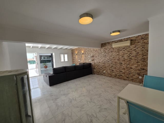Bungalow de 3 chambres à louer à San Agustín, San Bartolomé de Tirajana avec piscine - 2 500 € (Ref: 9946744)
