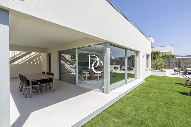 5 sypialnia Willa na sprzedaż w Sitges z basenem - 2 490 000 € (Ref: 10000162)