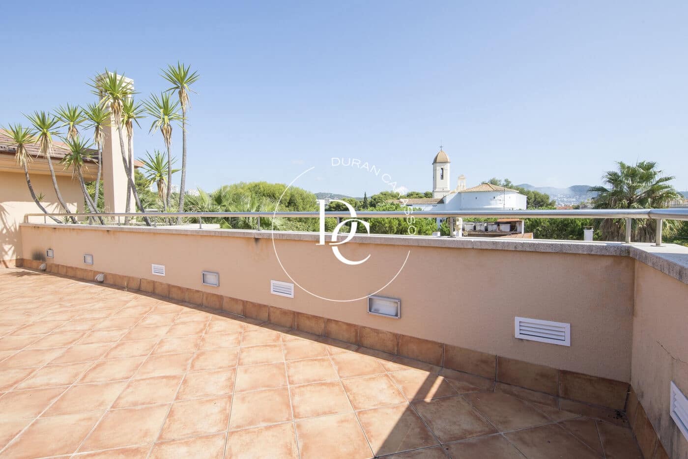 4 makuuhuone Huvila vuokrattavana paikassa Sitges mukana uima-altaan 
autotalli - 10 900 € (Ref: 10000164)