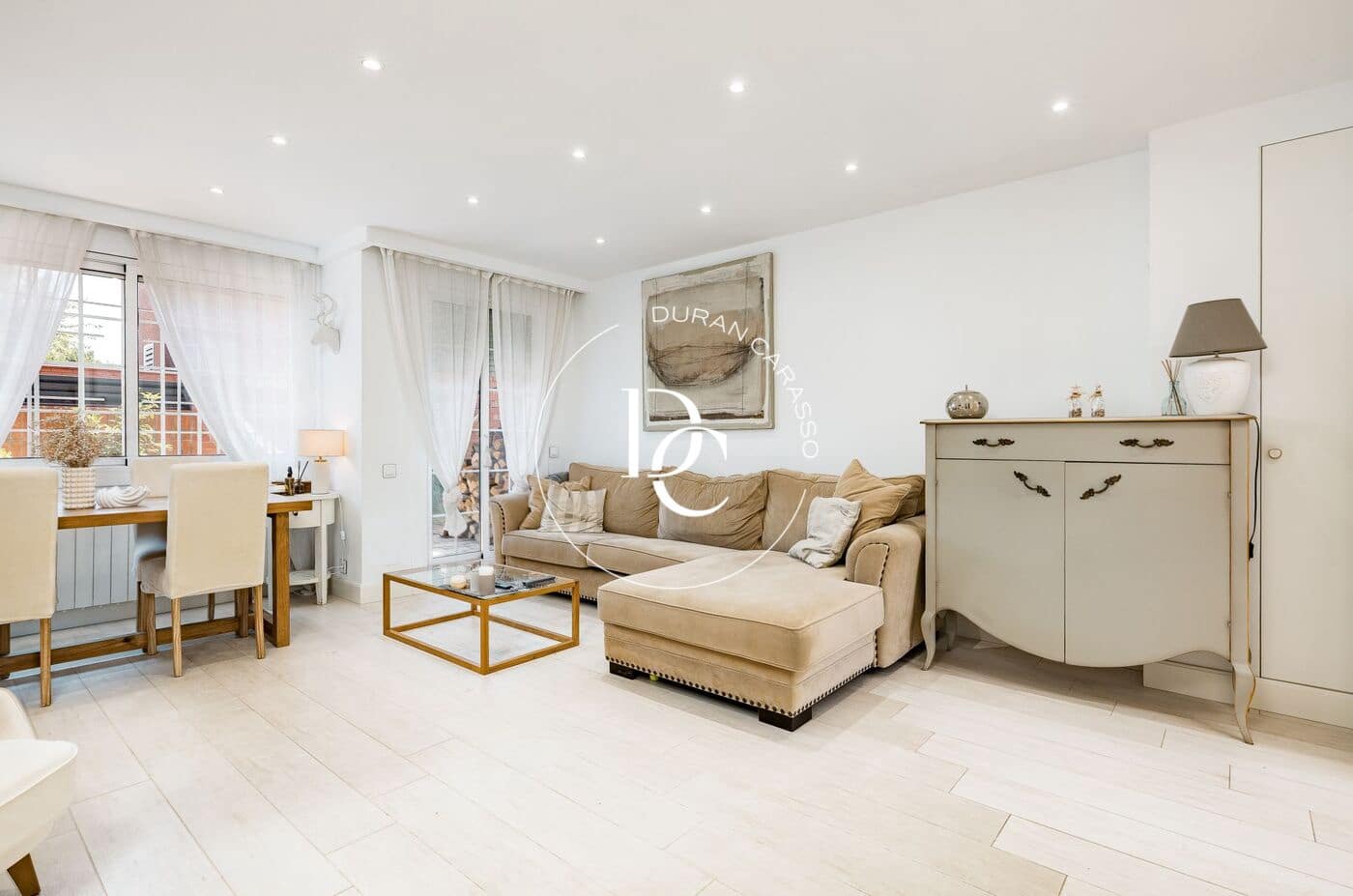 Chalet de 5 habitaciones en Sant Joan Despí en venta - 1.060.000 € (Ref: 10011569)