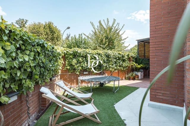 Chalet de 5 habitaciones en Sant Joan Despí en venta - 1.060.000 € (Ref: 10011569)
