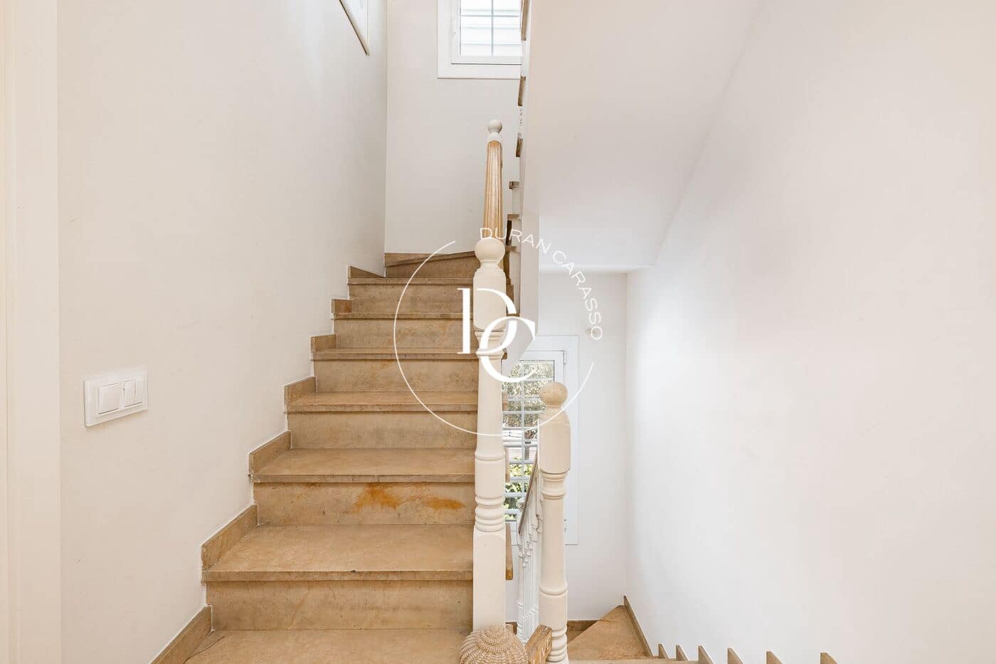 Chalet de 5 habitaciones en Sant Joan Despí en venta - 1.060.000 € (Ref: 10011569)