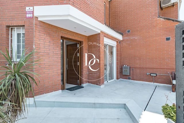 Chalet de 5 habitaciones en Sant Joan Despí en venta - 1.060.000 € (Ref: 10011569)