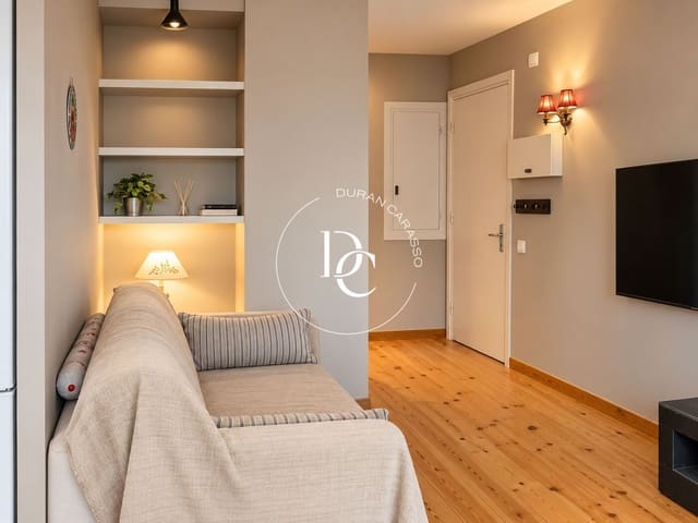 1 sypialnia Apartament na sprzedaż w Alp - 170 000 € (Ref: 10062146)