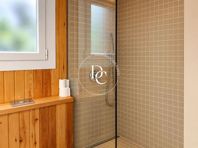 1 sypialnia Apartament na sprzedaż w Alp - 170 000 € (Ref: 10062146)