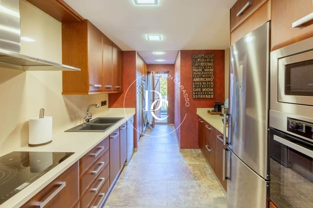 5 Zimmer Villa zu verkaufen in Puigcerdà mit Garage - 1.150.000 € (Ref: 10086105)