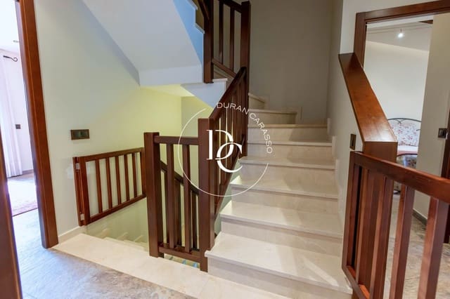 5 Zimmer Villa zu verkaufen in Puigcerdà mit Garage - 1.150.000 € (Ref: 10086105)
