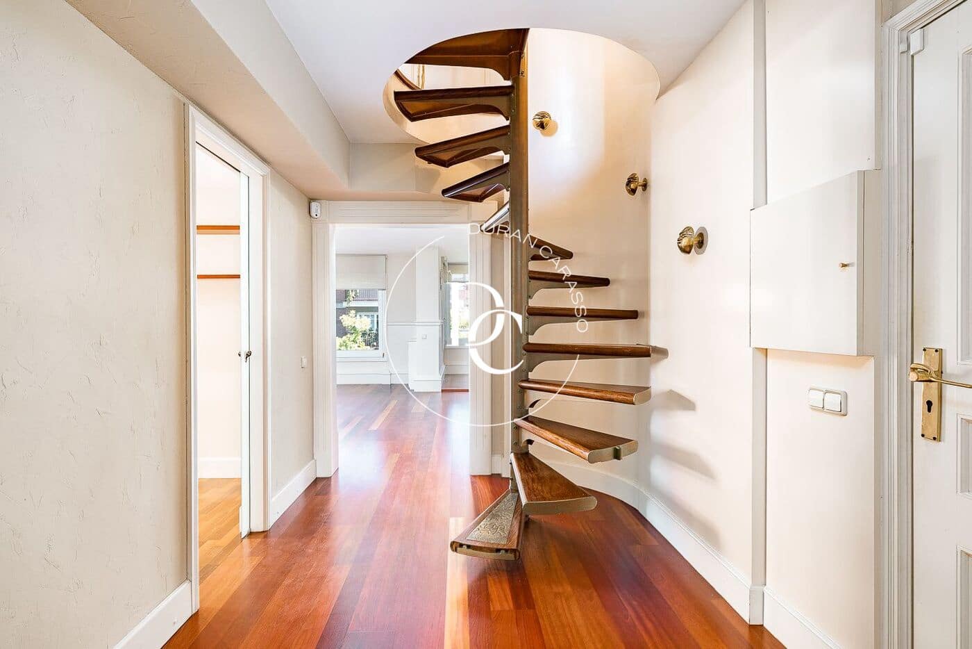 4 slaapkamer Penthouse te koop in Barcelona stad - € 1.525.000 (Ref: 10091388)