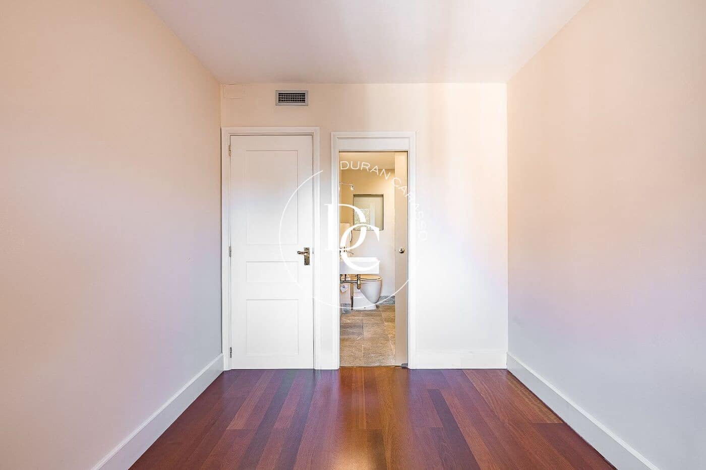4 slaapkamer Penthouse te koop in Barcelona stad - € 1.525.000 (Ref: 10091388)