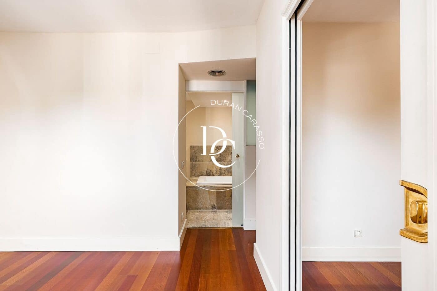 4 slaapkamer Penthouse te koop in Barcelona stad - € 1.525.000 (Ref: 10091388)