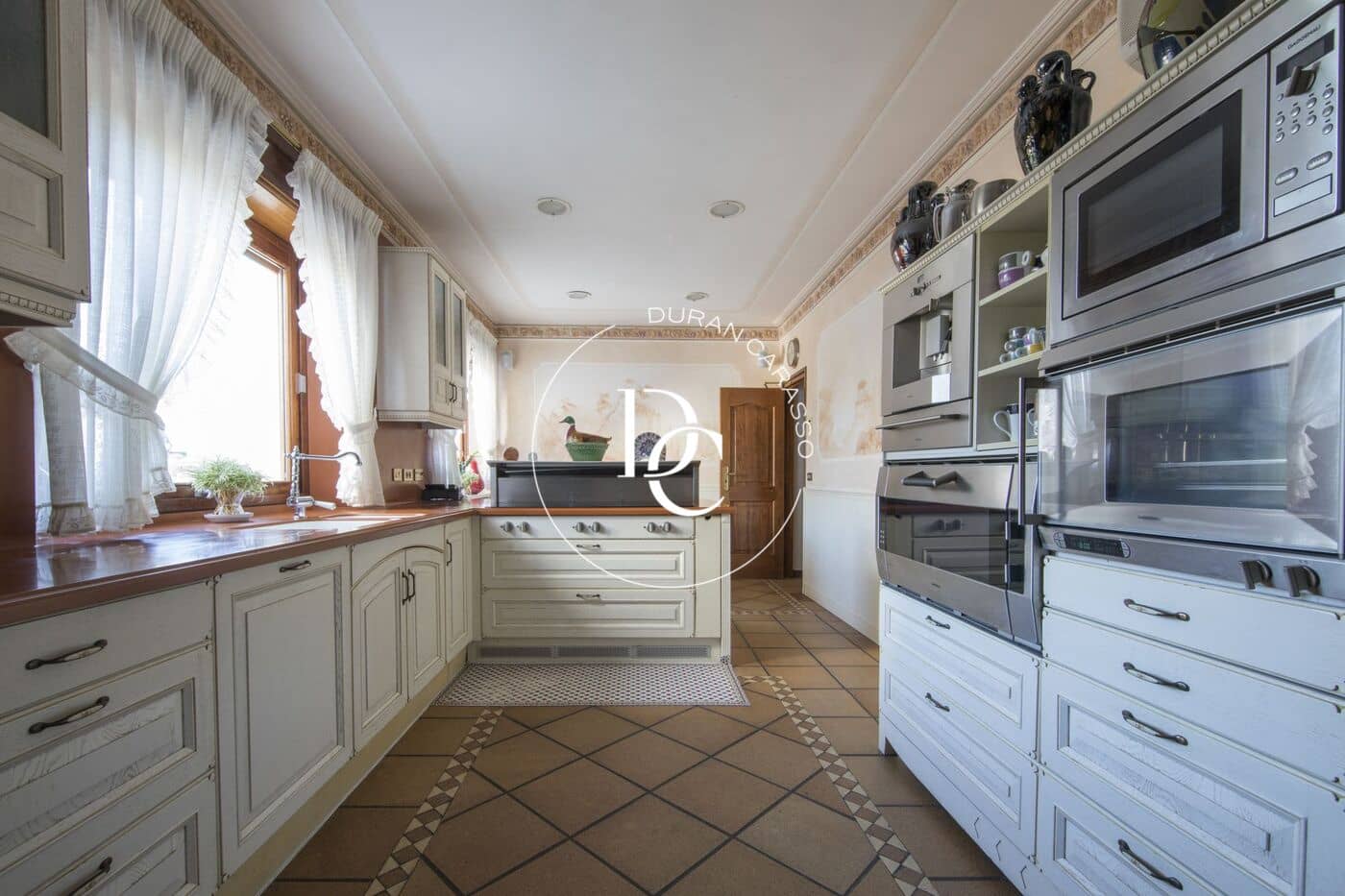 11 quarto Moradia para venda em Sitges com piscina - 6 300 000 € (Ref: 10098211)