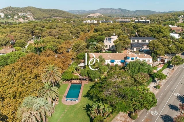 11 chambre Villa/Maison à vendre à Sitges avec piscine - 6 300 000 € (Ref: 10098211)