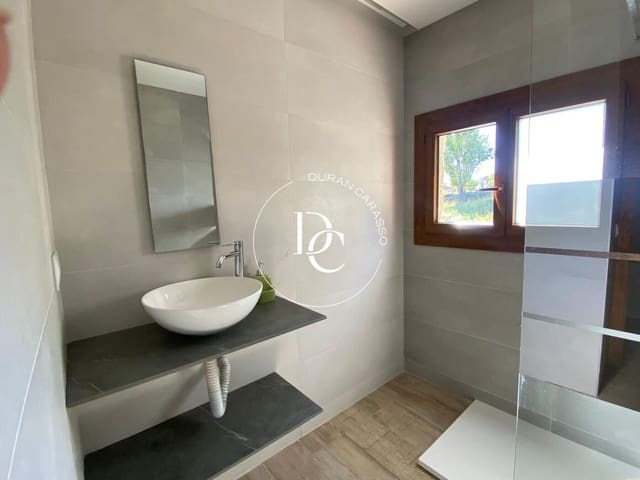 Lejlighed til leje i Bellver de Cerdanya med garage - € 680 (Ref: 10100330)