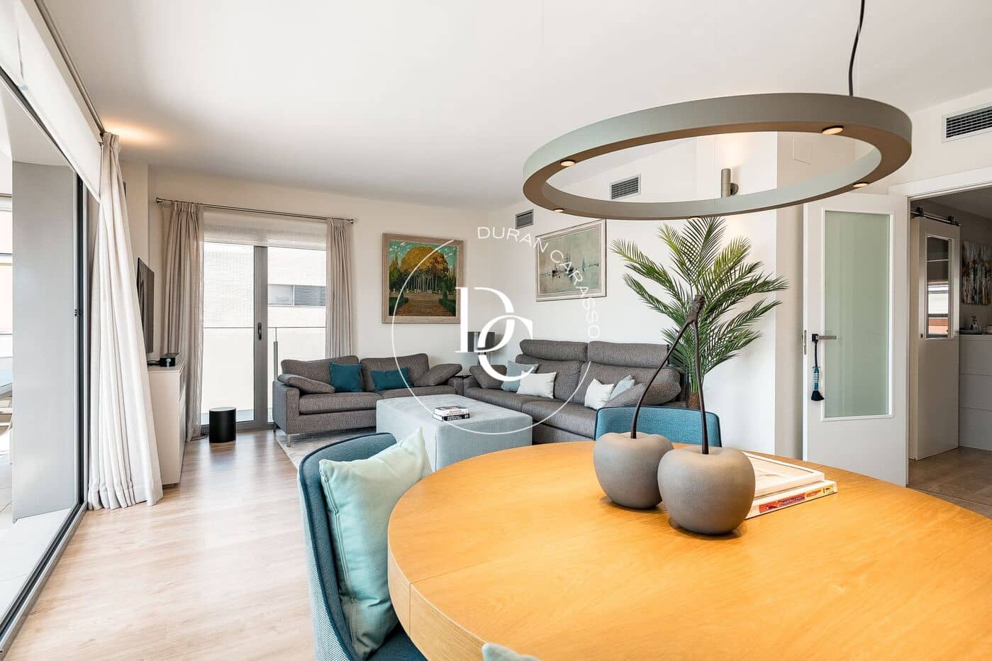 4 bedroom Apartment for sale in Sitges with pool garage - € 915,000 (Ref: 10124488)
