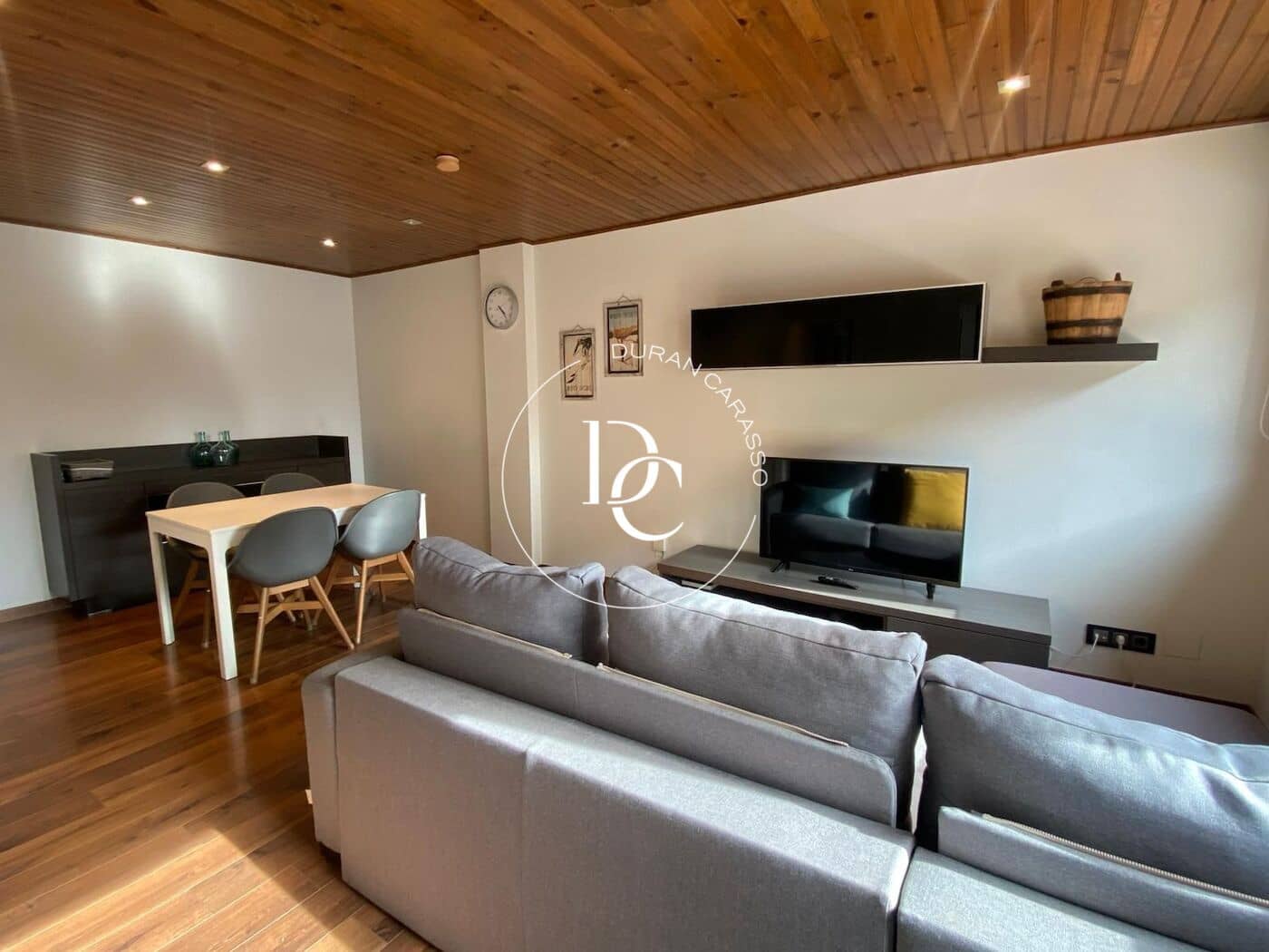 2 bedroom Apartment for sale in Puigcerda with garage - € 294,000 (Ref: 10129354)