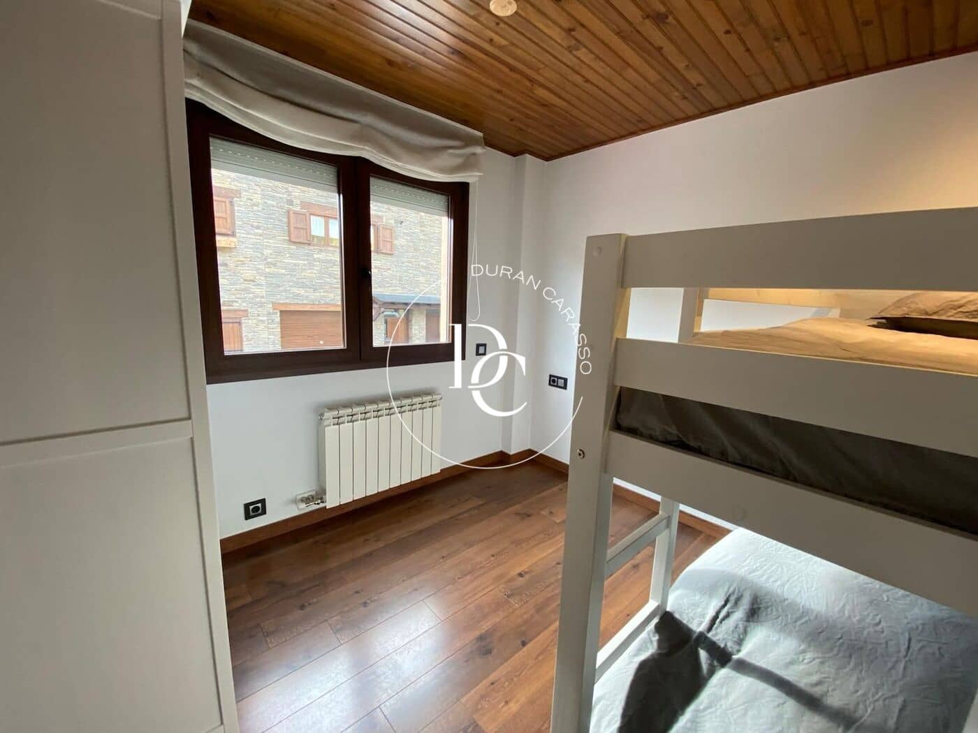 2 bedroom Apartment for sale in Puigcerda with garage - € 294,000 (Ref: 10129354)