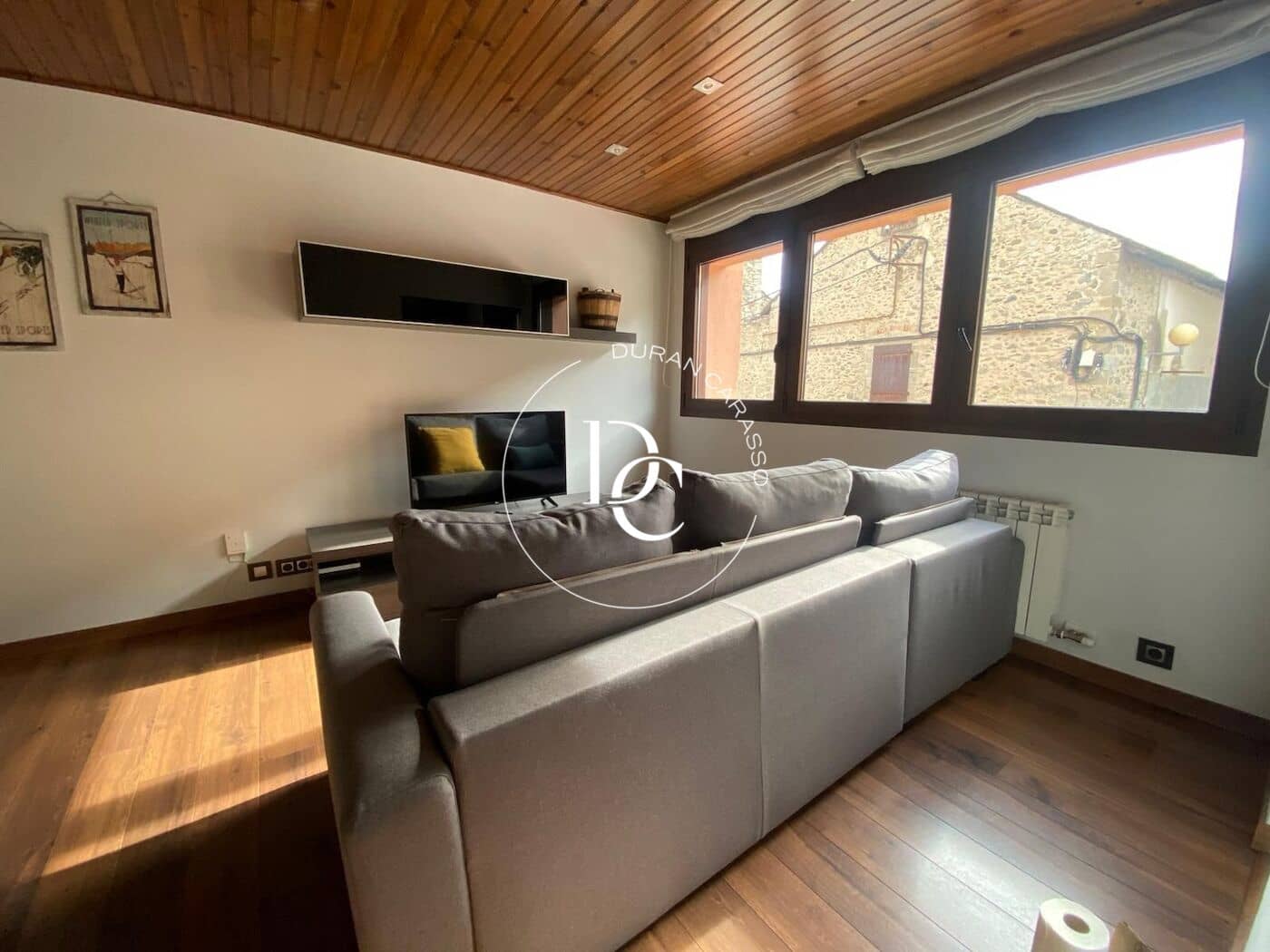 2 bedroom Apartment for sale in Puigcerda with garage - € 294,000 (Ref: 10129354)