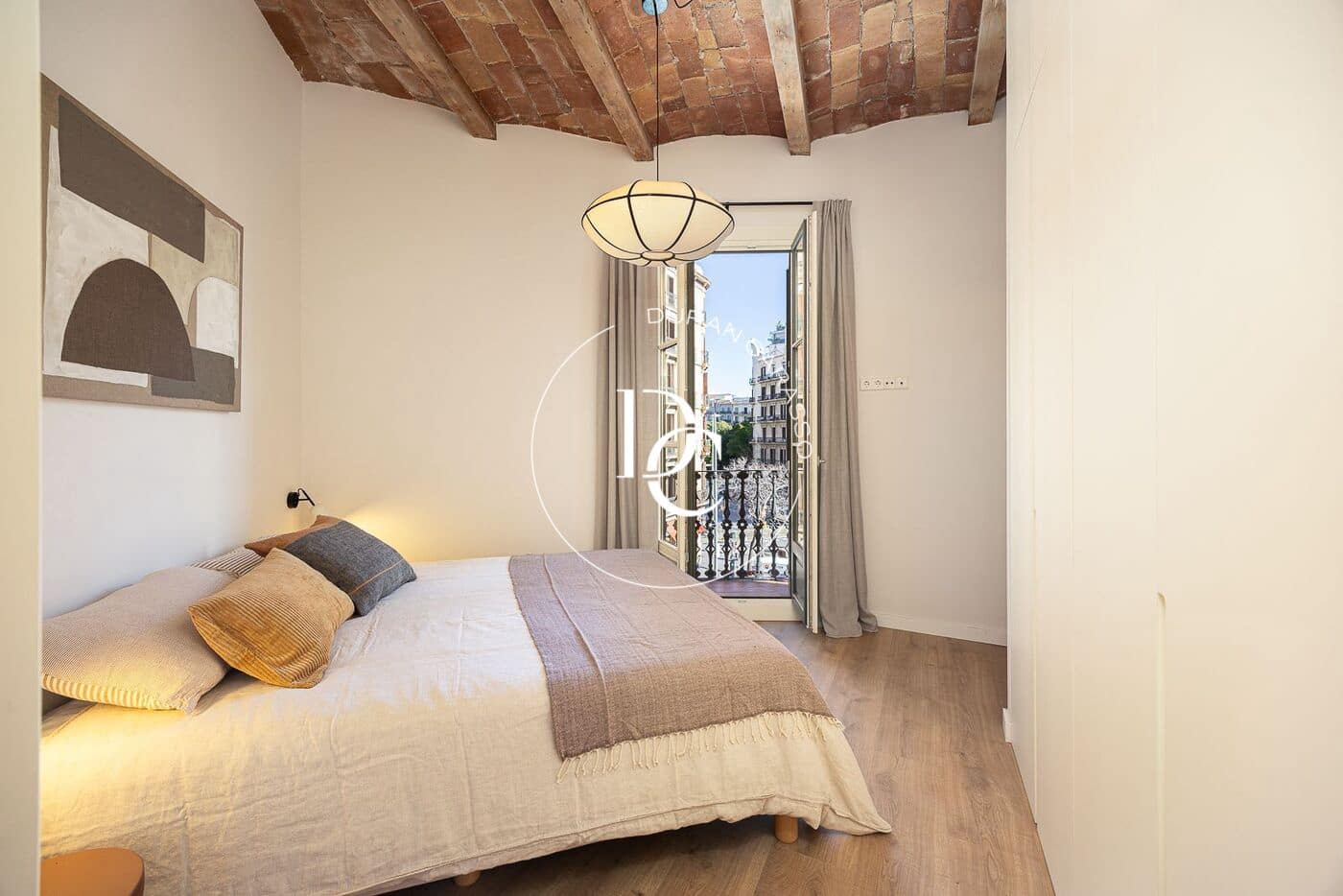 2 slaapkamer Appartement te koop in Barcelona stad - € 795.000 (Ref: 10136001)