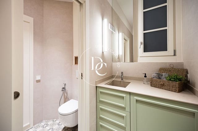 2 sovrum Lägenhet till salu i L'Antiga Esquerra de L'Eixample, Barcelona stad - 795 000 € (Ref: 10136001)