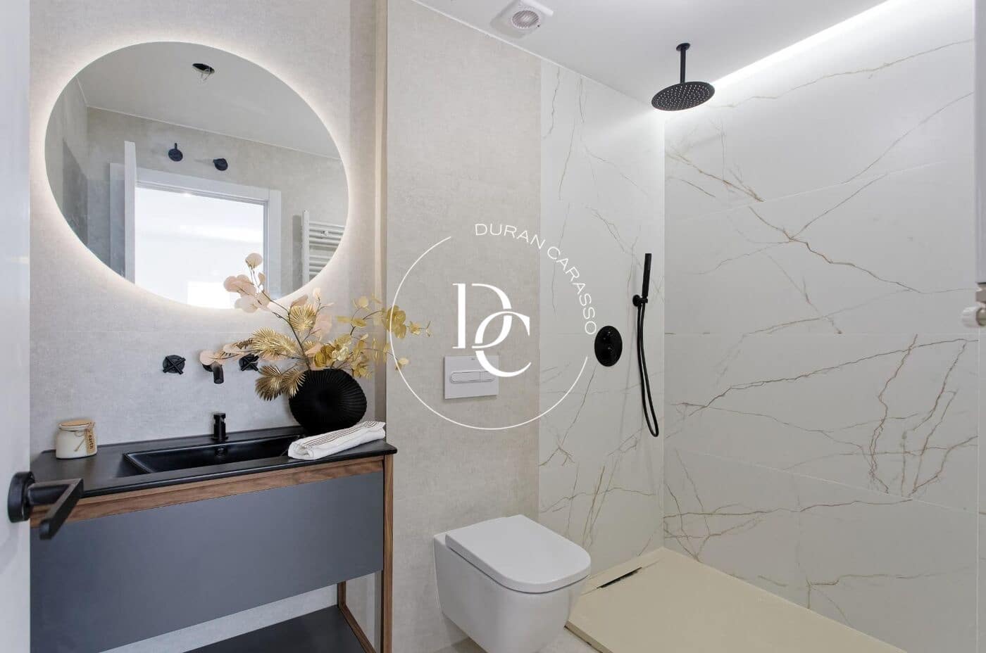 3 soverom Leilighet til salgs i Barcelona by med garasje - € 1 149 000 (Ref: 10136002)