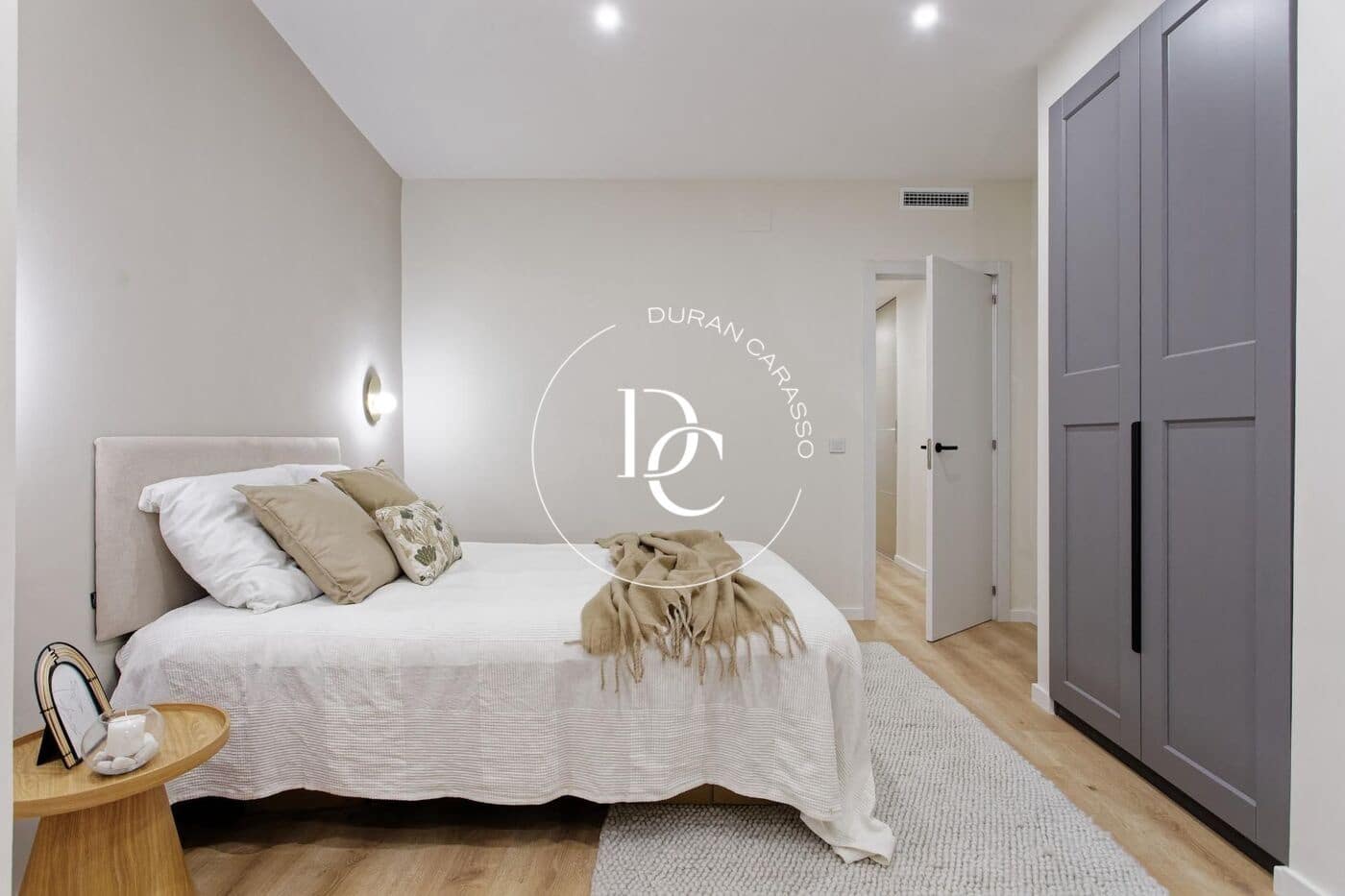 3 soverom Leilighet til salgs i Barcelona by med garasje - € 1 149 000 (Ref: 10136002)