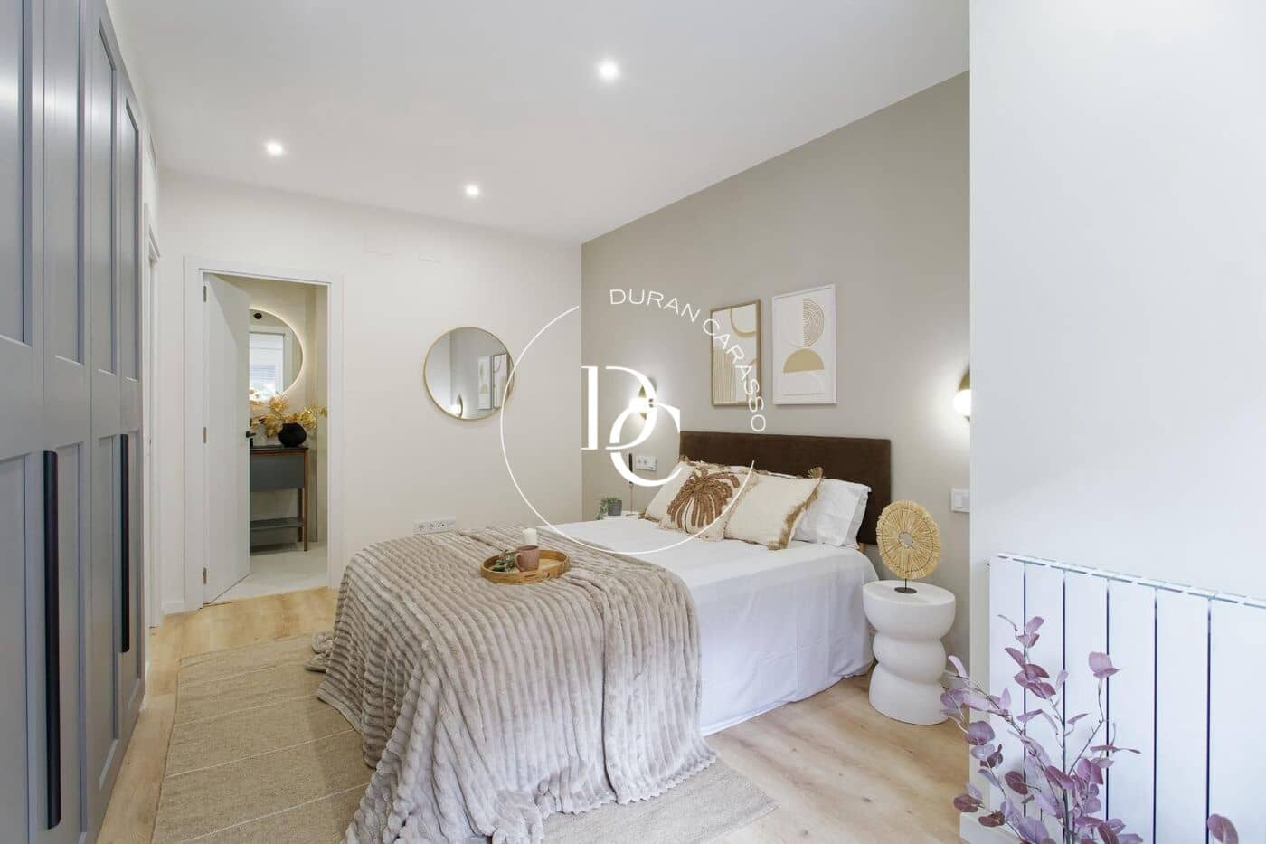 3 soverom Leilighet til salgs i Barcelona by med garasje - € 1 149 000 (Ref: 10136002)