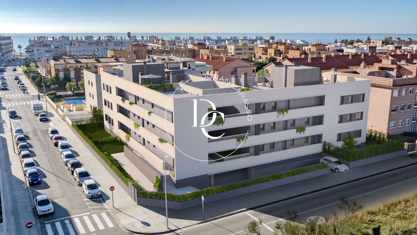 3 bedroom Apartment for sale in Cubelles with pool garage - € 358,000 (Ref: 10136003)