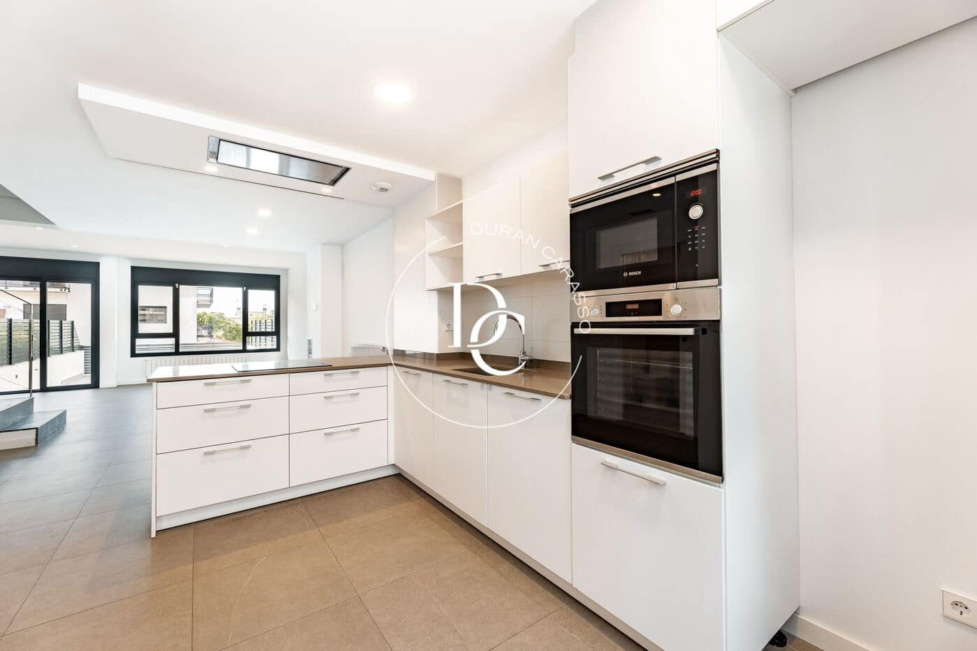 5 soveværelse Byhus til salg i Sitges med swimmingpool garage - € 1.040.000 (Ref: 10139688)