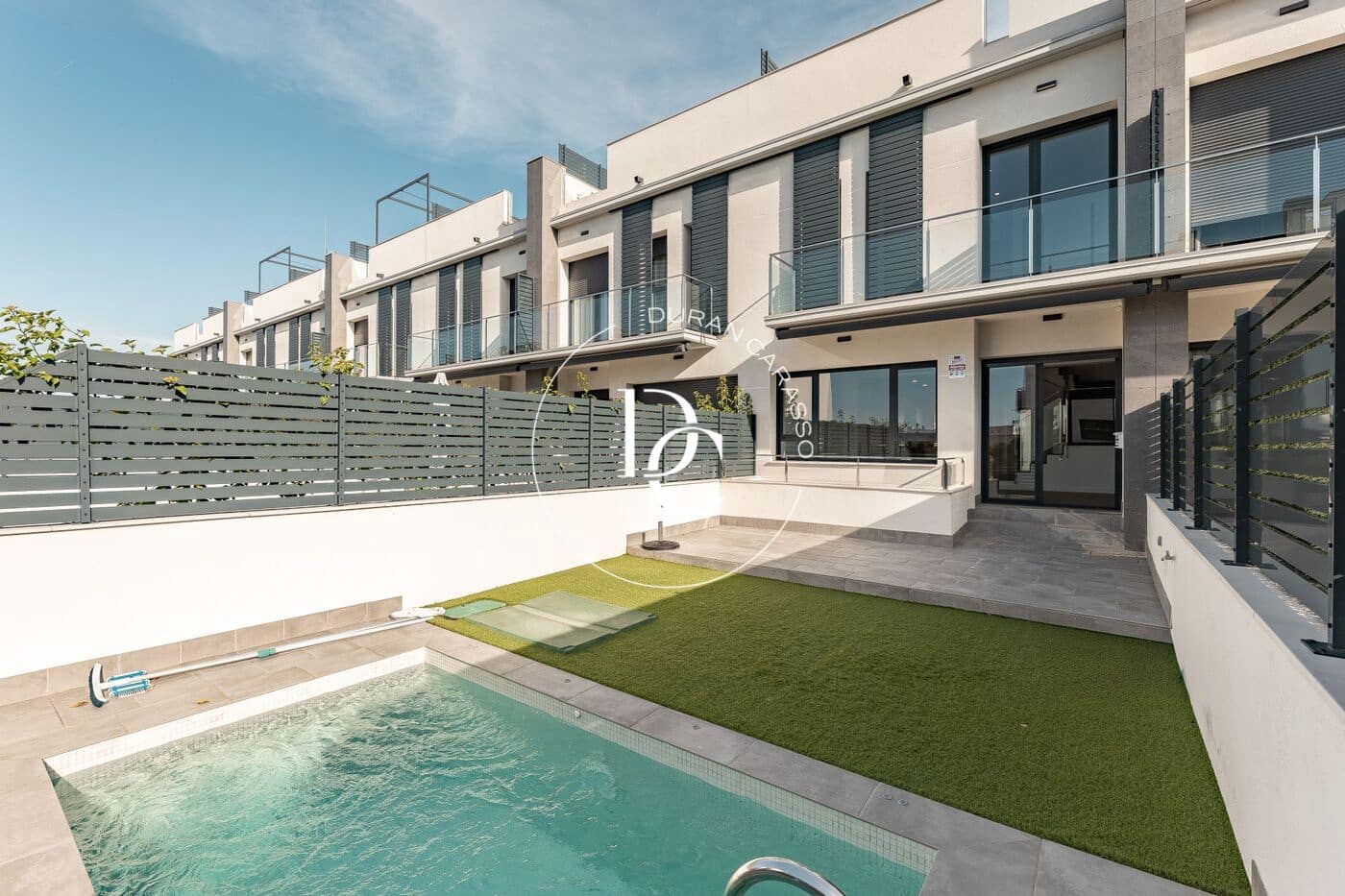 5 soveværelse Byhus til salg i Sitges med swimmingpool garage - € 1.040.000 (Ref: 10139688)