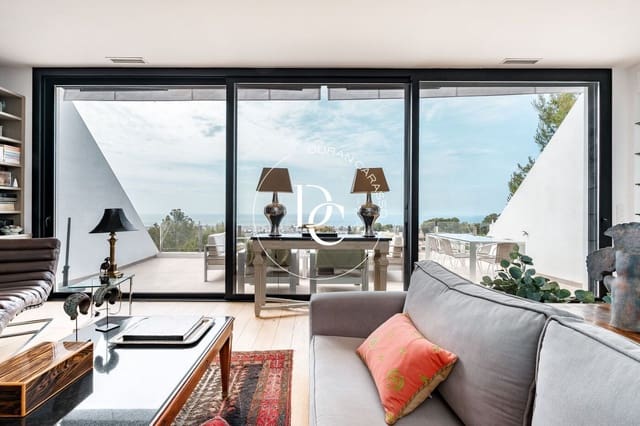 Chalet de 4 habitaciones en Sitges en venta con piscina - 1.990.000 € (Ref: 10147072)