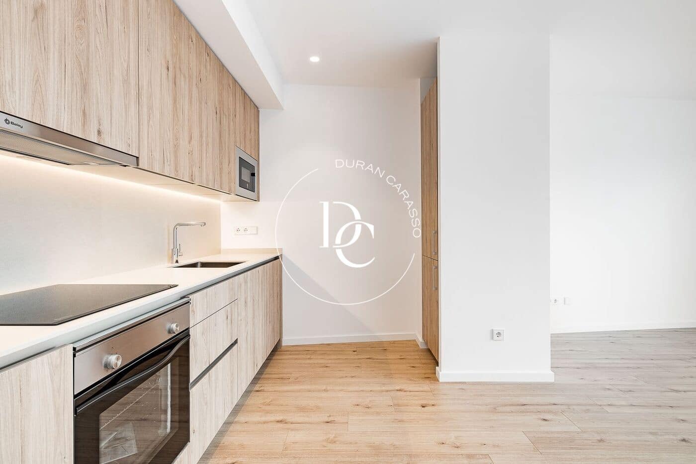 2 makuuhuone Huoneisto myytävänä paikassa Barcelona kaupunki mukana uima-altaan 
autotalli - 595 000 € (Ref: 10148827)