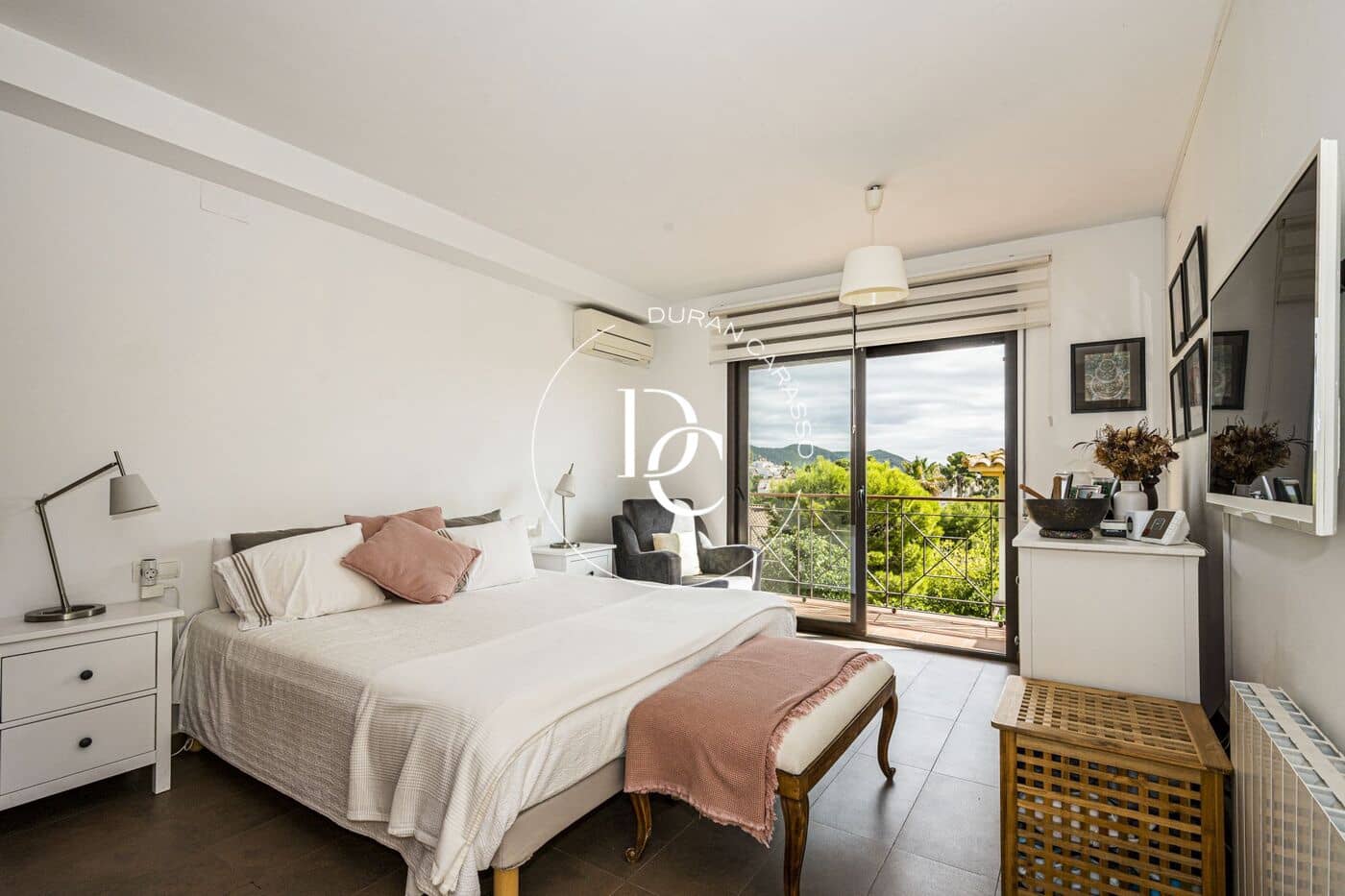 4 slaapkamer Rijtjeshuis te koop in Sant Pere de Ribes met zwembad - € 730.000 (Ref: 10150362)