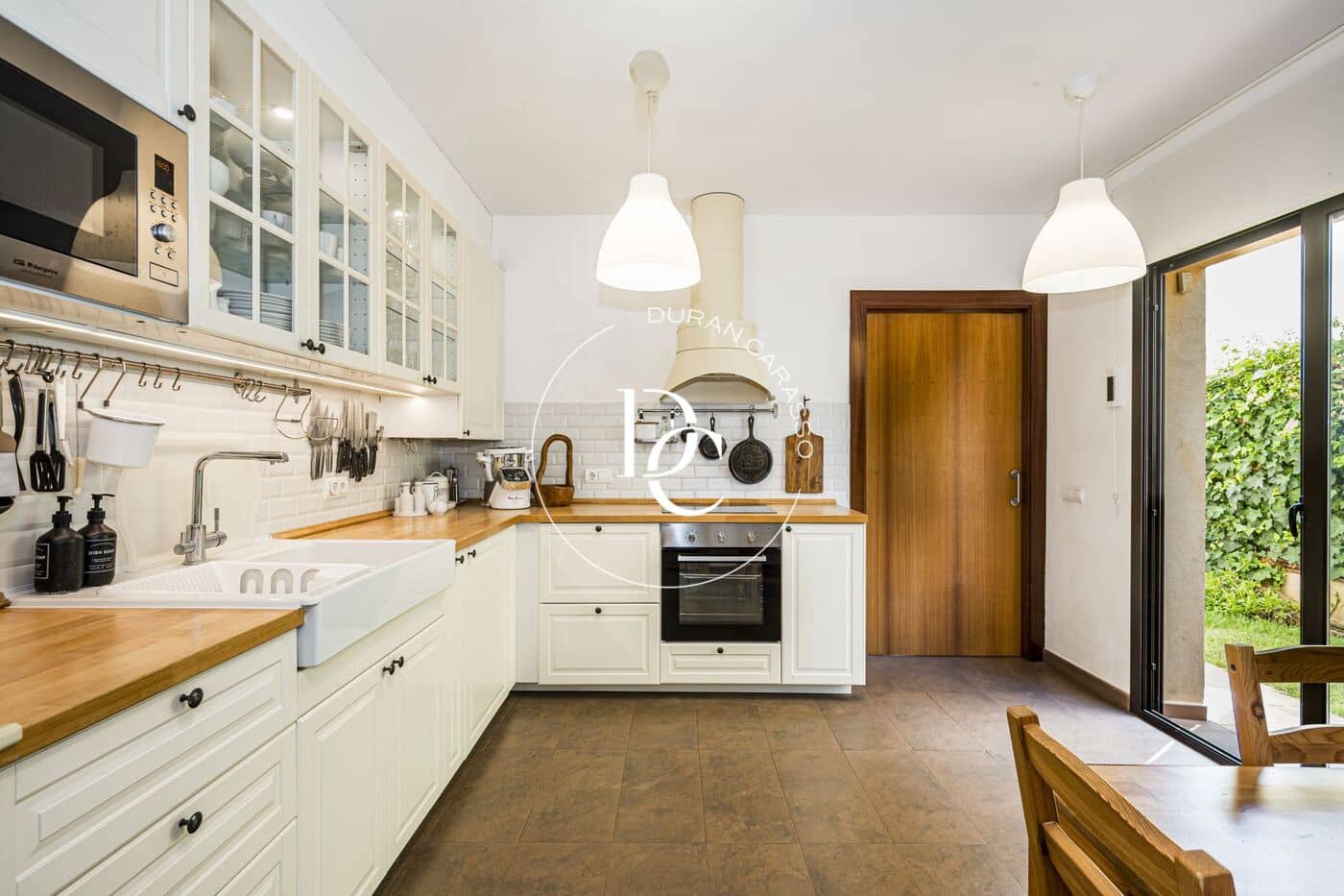 4 slaapkamer Rijtjeshuis te koop in Sant Pere de Ribes met zwembad - € 730.000 (Ref: 10150362)