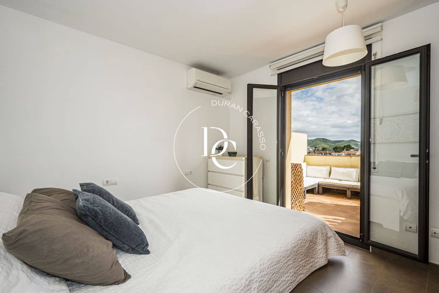 4 slaapkamer Rijtjeshuis te koop in Sant Pere de Ribes met zwembad - € 730.000 (Ref: 10150362)