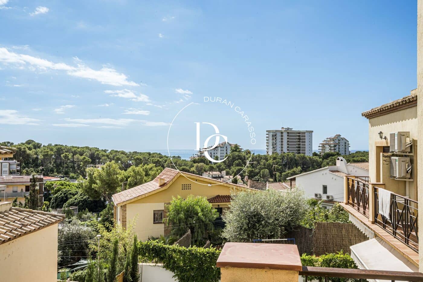 4 slaapkamer Rijtjeshuis te koop in Sant Pere de Ribes met zwembad - € 730.000 (Ref: 10150362)