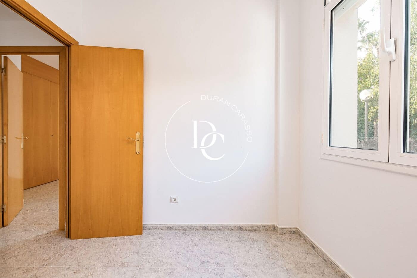2 makuuhuone Huoneisto myytävänä paikassa Sitges mukana uima-altaan 
autotalli - 405 000 € (Ref: 10159313)