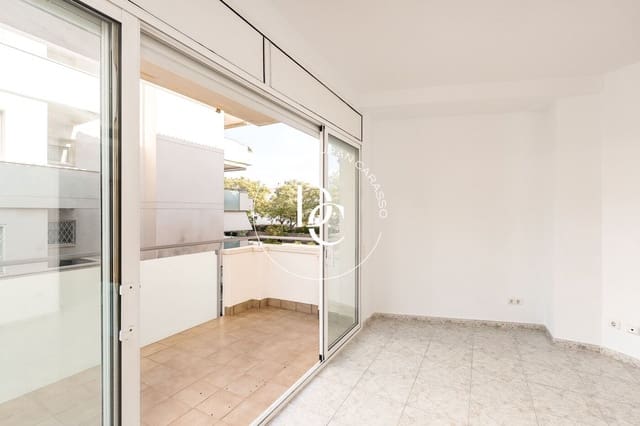 2 makuuhuone Huoneisto myytävänä paikassa Sitges mukana uima-altaan 
autotalli - 405 000 € (Ref: 10159313)