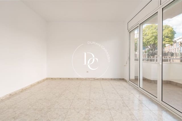 2 makuuhuone Huoneisto myytävänä paikassa Sitges mukana uima-altaan 
autotalli - 405 000 € (Ref: 10159313)