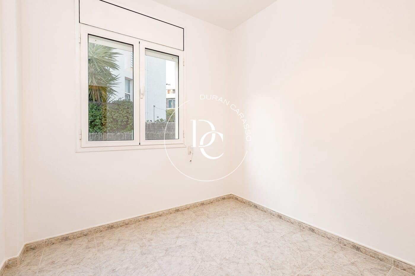 2 makuuhuone Huoneisto myytävänä paikassa Sitges mukana uima-altaan 
autotalli - 405 000 € (Ref: 10159313)