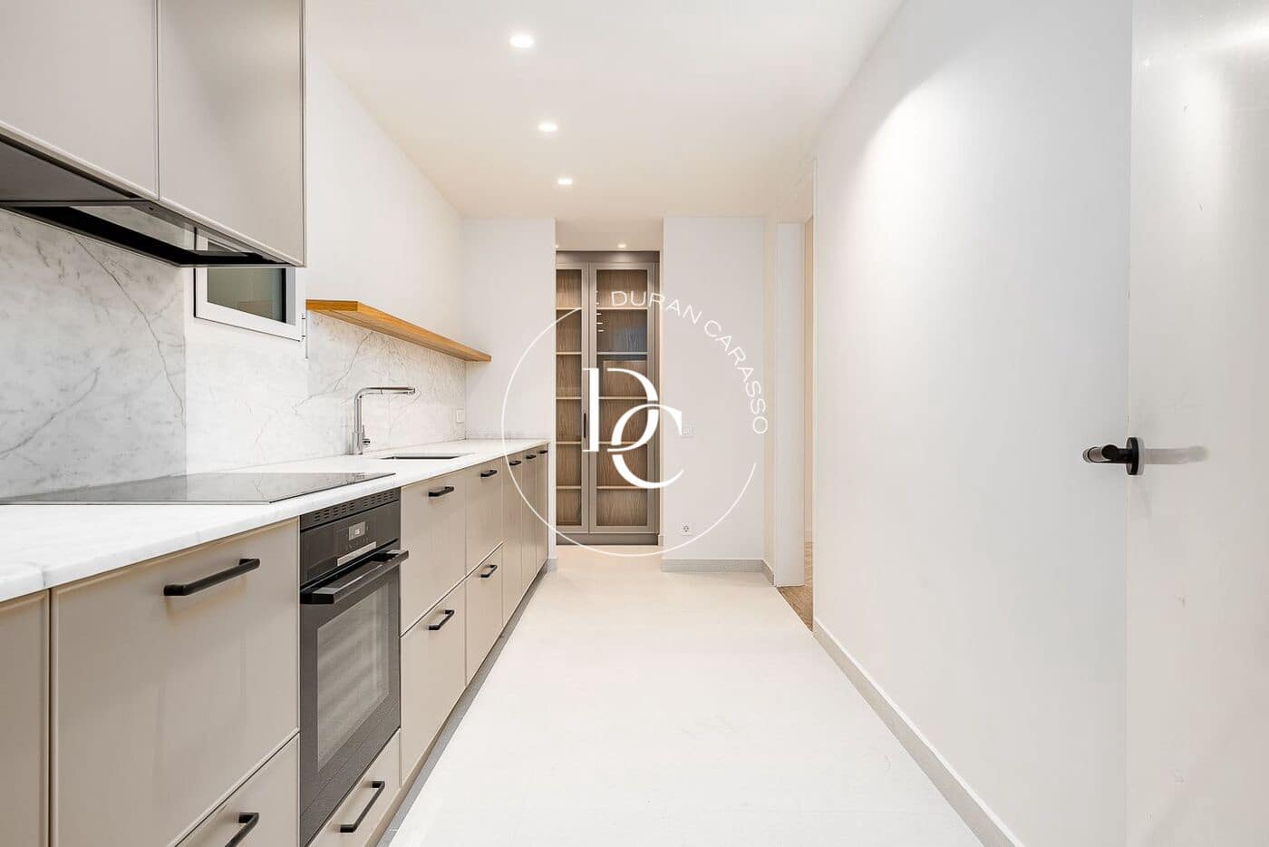 3 soveværelse Lejlighed til salg i Barcelona by - € 1.600.000 (Ref: 10161502)
