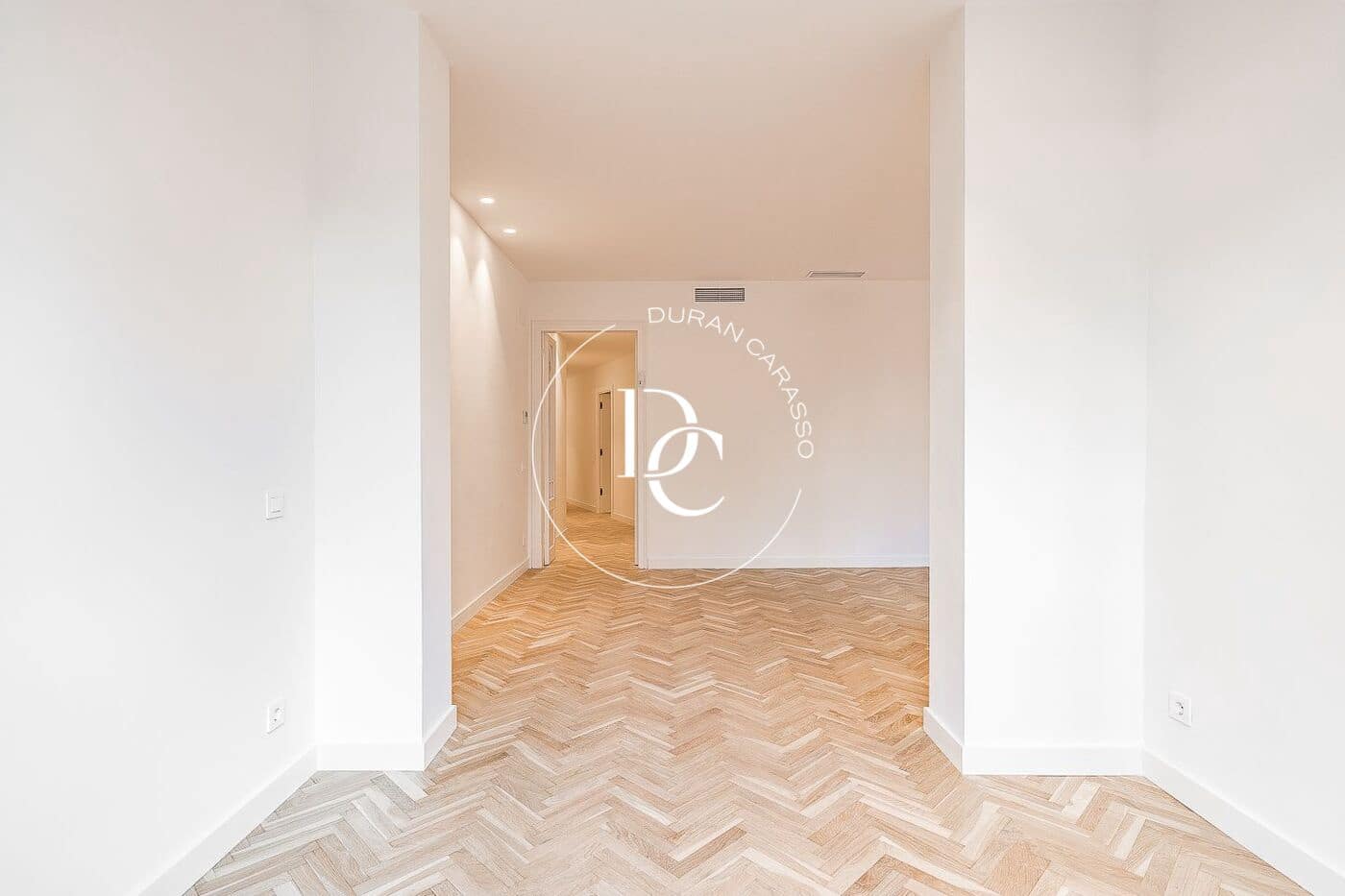 3 soveværelse Lejlighed til salg i Barcelona by - € 1.600.000 (Ref: 10161502)