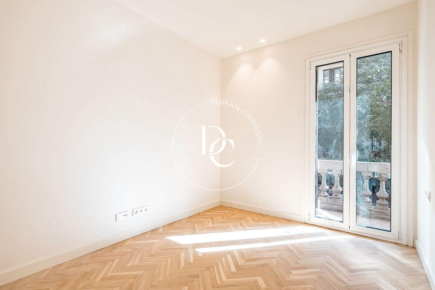 3 soveværelse Lejlighed til salg i Barcelona by - € 1.600.000 (Ref: 10161502)