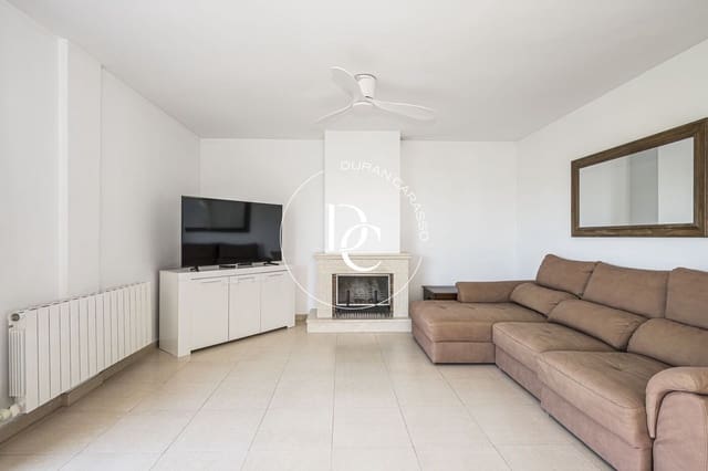 3 Zimmer Villa zu vermieten in Sitges mit Pool - 3.500 € (Ref: 10161503)