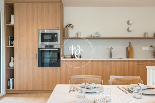 5 chambre Villa/Maison à vendre à Olivella avec piscine garage - 849 000 € (Ref: 10161505)
