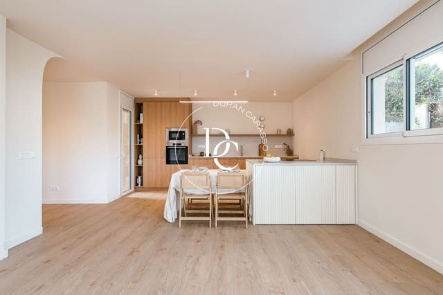 5 chambre Villa/Maison à vendre à Olivella avec piscine garage - 849 000 € (Ref: 10161505)