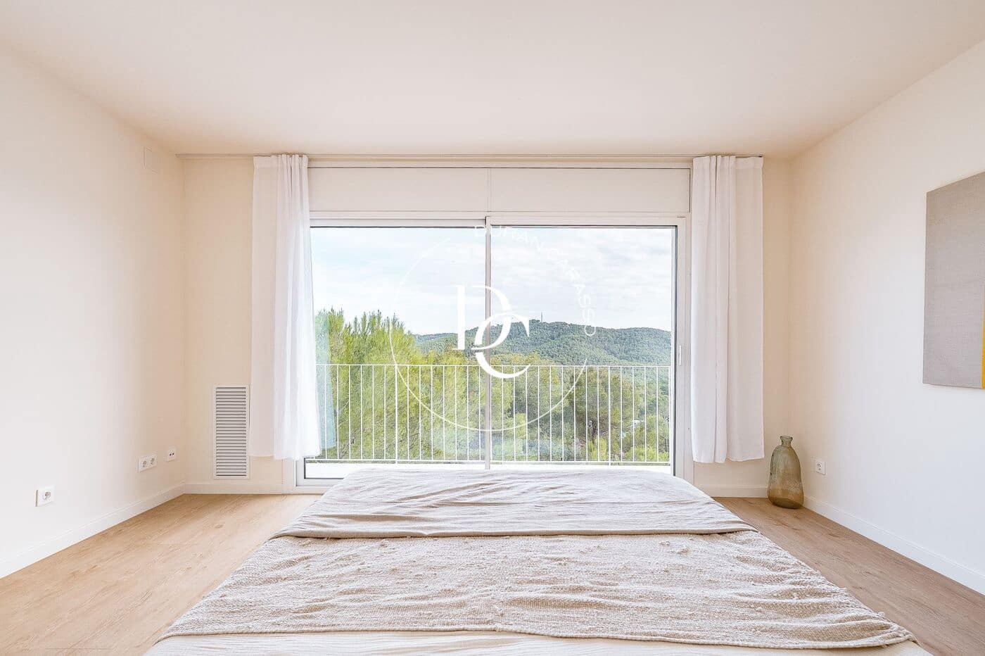 5 bedroom Villa for sale in Olivella with pool garage - € 849,000 (Ref: 10161505)