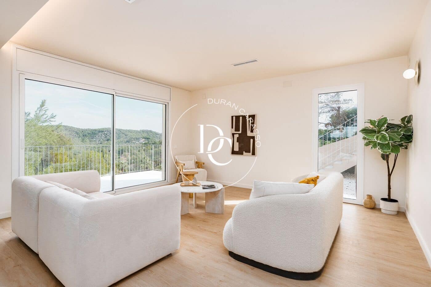 5 bedroom Villa for sale in Olivella with pool garage - € 849,000 (Ref: 10161505)